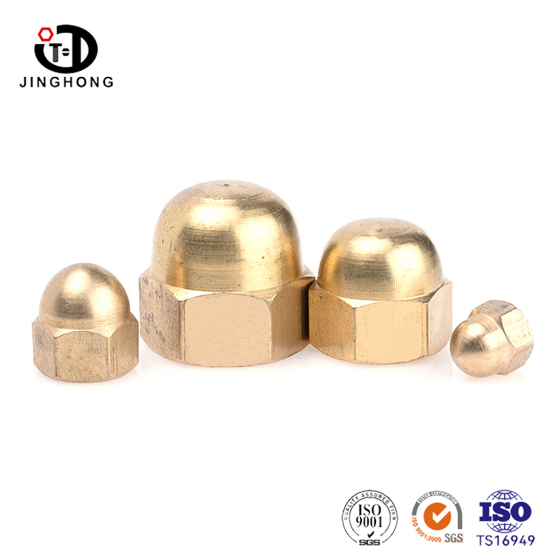 Nut del tappo di ottone