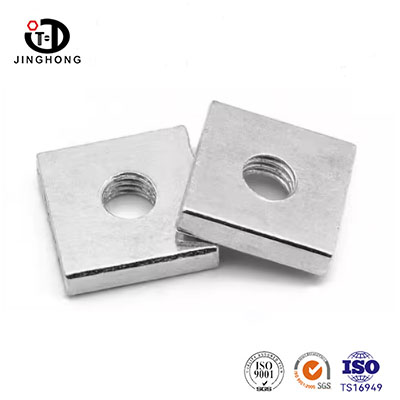 Noci sottili quadrate